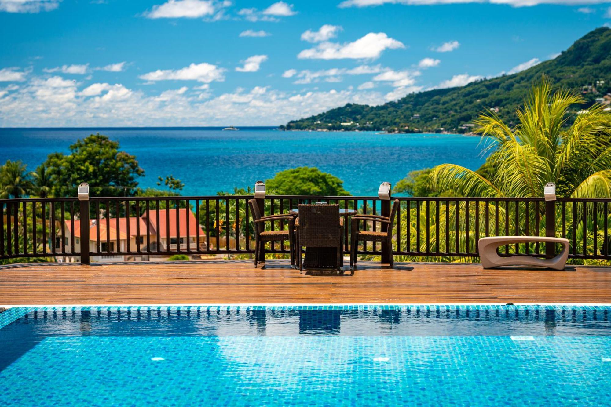 D'Offay Seaview Apartments Beau Vallon  Exteriör bild